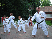 Outdoor belt test, Pelham Manor, August 24, 2003